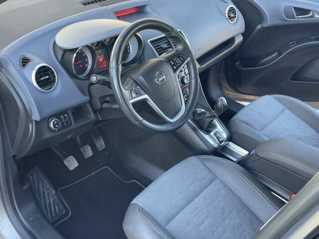 Серый Опель Мерива, объемом двигателя 1.4 л и пробегом 198 тыс. км за 6850 $, фото 11 на Automoto.ua