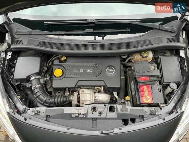 Серый Опель Мерива, объемом двигателя 1.3 л и пробегом 223 тыс. км за 6800 $, фото 36 на Automoto.ua