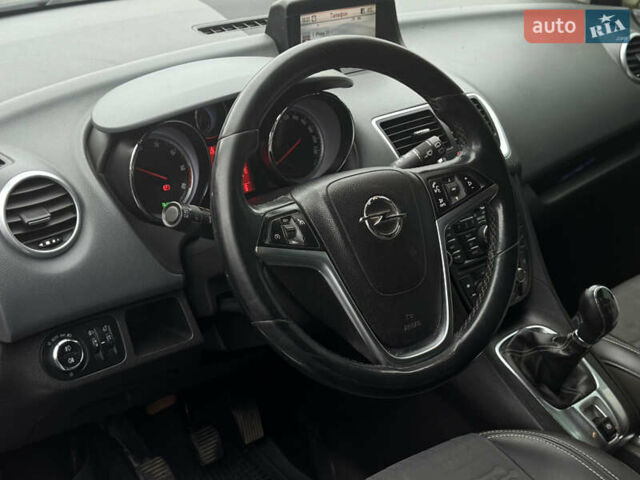 Серый Опель Мерива, объемом двигателя 1.25 л и пробегом 360 тыс. км за 4800 $, фото 8 на Automoto.ua