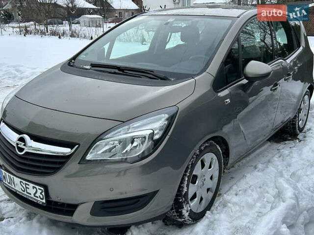 Серый Опель Мерива, объемом двигателя 1.4 л и пробегом 170 тыс. км за 8500 $, фото 4 на Automoto.ua