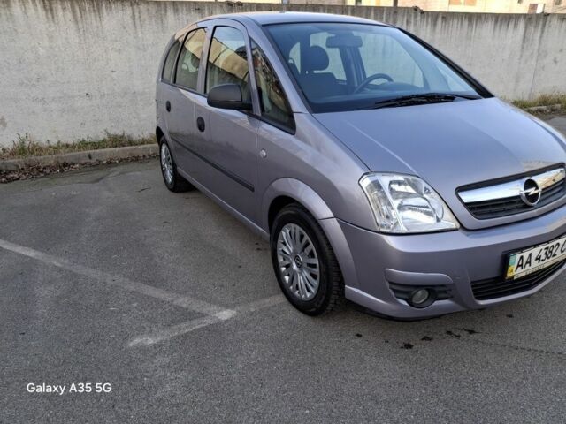 Сірий Опель Меріва, об'ємом двигуна 1.6 л та пробігом 156 тис. км за 5700 $, фото 14 на Automoto.ua