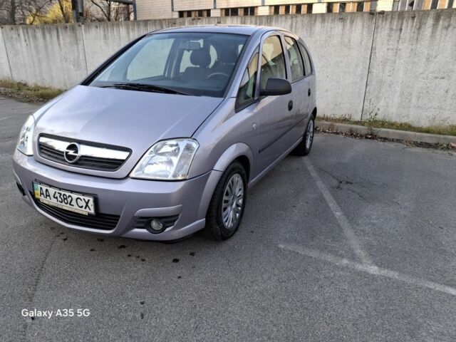 Сірий Опель Меріва, об'ємом двигуна 1.6 л та пробігом 156 тис. км за 5700 $, фото 15 на Automoto.ua