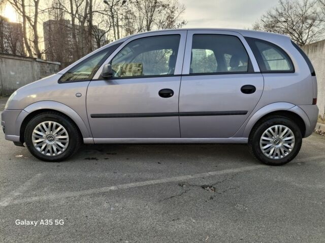 Сірий Опель Меріва, об'ємом двигуна 1.6 л та пробігом 156 тис. км за 5700 $, фото 3 на Automoto.ua