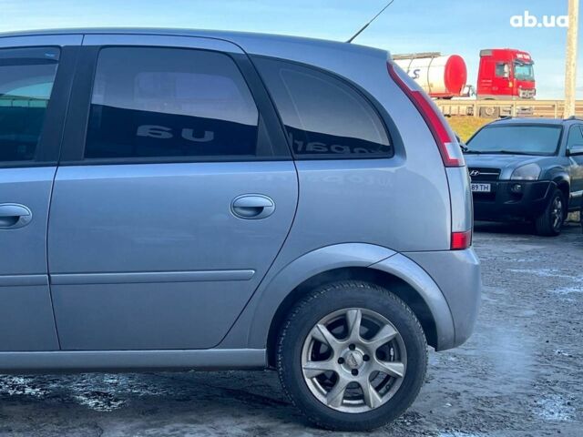 Серый Опель Мерива, объемом двигателя 1.8 л и пробегом 221 тыс. км за 5590 $, фото 5 на Automoto.ua