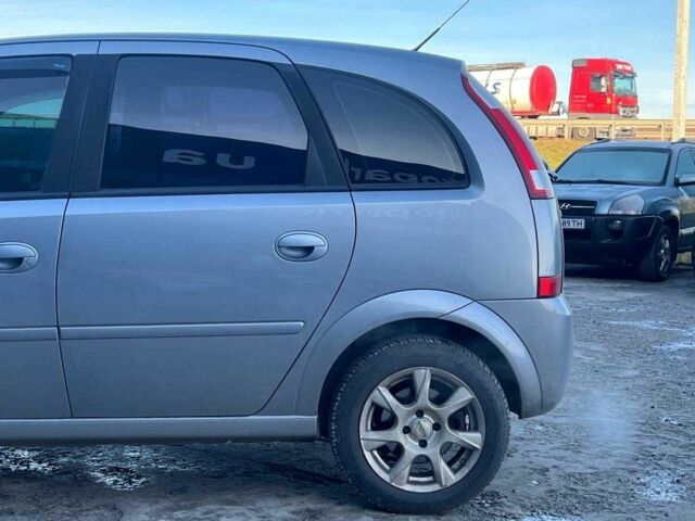 Сірий Опель Меріва, об'ємом двигуна 1.8 л та пробігом 221 тис. км за 4490 $, фото 5 на Automoto.ua