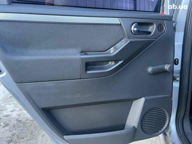 Серый Опель Мерива, объемом двигателя 1.8 л и пробегом 221 тыс. км за 5590 $, фото 32 на Automoto.ua