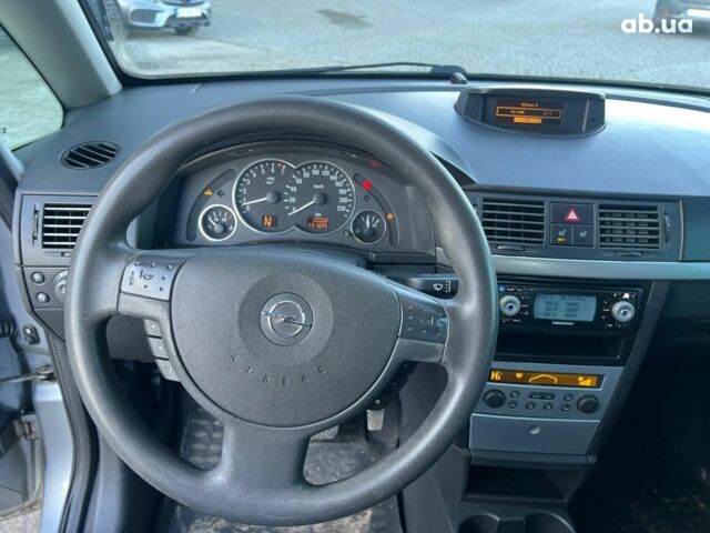 Серый Опель Мерива, объемом двигателя 1.8 л и пробегом 221 тыс. км за 5590 $, фото 21 на Automoto.ua