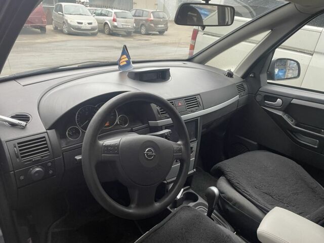 Серый Опель Мерива, объемом двигателя 1.6 л и пробегом 210 тыс. км за 4400 $, фото 5 на Automoto.ua