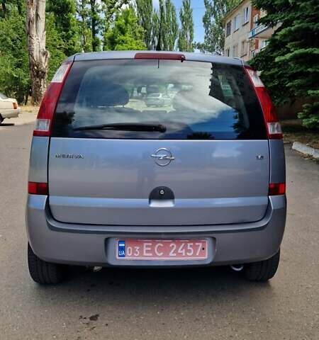 Серый Опель Мерива, объемом двигателя 1.6 л и пробегом 206 тыс. км за 4800 $, фото 7 на Automoto.ua