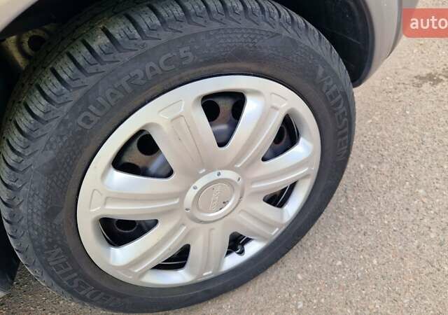 Серый Опель Мерива, объемом двигателя 1.6 л и пробегом 206 тыс. км за 4800 $, фото 12 на Automoto.ua