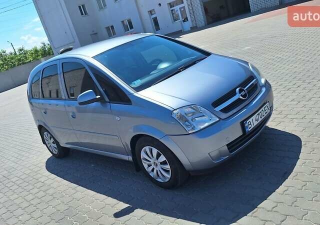 Сірий Опель Меріва, об'ємом двигуна 1.6 л та пробігом 275 тис. км за 5200 $, фото 2 на Automoto.ua