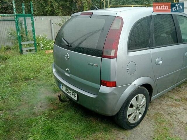 Опель Мерива 2004 в Киеве на Automoto.ua Серый Опель Мерива, объемом двигателя 1.7 л и пробегом 400 тыс. км за 2800 $, фото 1 на Automoto.ua