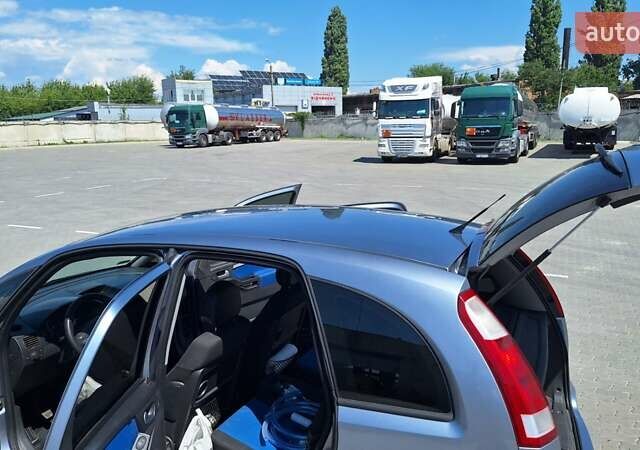 Сірий Опель Меріва, об'ємом двигуна 1.6 л та пробігом 275 тис. км за 5200 $, фото 12 на Automoto.ua