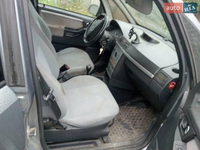 Опель Мерива 2004 в Киеве на Automoto.ua Серый Опель Мерива, объемом двигателя 1.7 л и пробегом 400 тыс. км за 2800 $, фото 4 на Automoto.ua