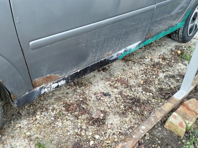 Серый Опель Мерива, объемом двигателя 1.7 л и пробегом 343 тыс. км за 1900 $, фото 3 на Automoto.ua