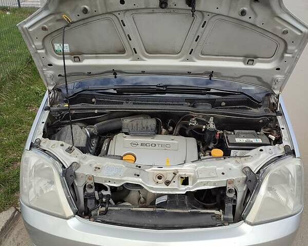 Сірий Опель Меріва, об'ємом двигуна 1.6 л та пробігом 230 тис. км за 4500 $, фото 15 на Automoto.ua