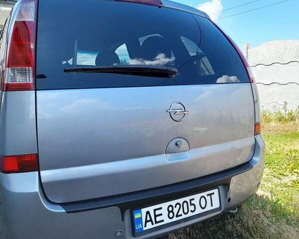 Серый Опель Мерива, объемом двигателя 1.6 л и пробегом 166 тыс. км за 4900 $, фото 8 на Automoto.ua