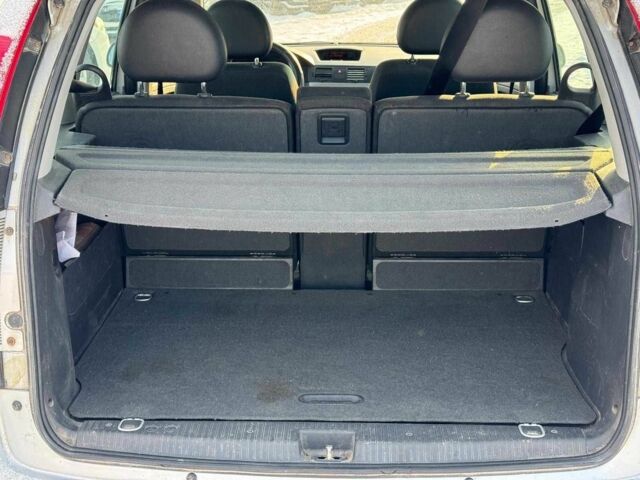 Серый Опель Мерива, объемом двигателя 1.6 л и пробегом 240 тыс. км за 4290 $, фото 18 на Automoto.ua