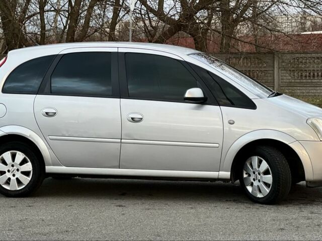 Серый Опель Мерива, объемом двигателя 1.6 л и пробегом 173 тыс. км за 4599 $, фото 8 на Automoto.ua