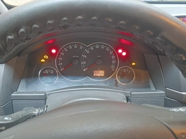 Сірий Опель Меріва, об'ємом двигуна 1.6 л та пробігом 214 тис. км за 4400 $, фото 11 на Automoto.ua