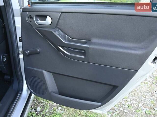 Опель Мерива 2006 в Бердичеве на Automoto.ua Серый Опель Мерива, объемом двигателя 1.6 л и пробегом 128 тыс. км за 4400 $, фото 31 на Automoto.ua