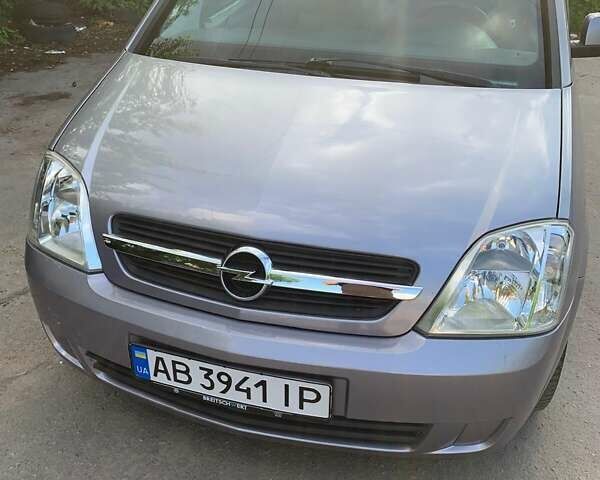 Серый Опель Мерива, объемом двигателя 1.36 л и пробегом 164 тыс. км за 4250 $, фото 1 на Automoto.ua