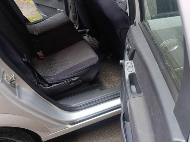 Сірий Опель Меріва, об'ємом двигуна 1.6 л та пробігом 214 тис. км за 4400 $, фото 8 на Automoto.ua