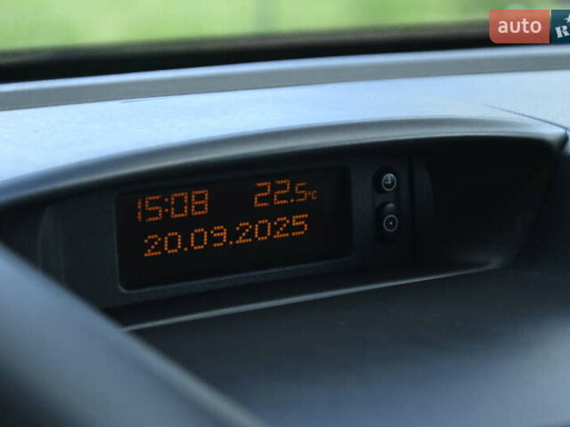 Опель Мерива 2006 в Бердичеве на Automoto.ua Серый Опель Мерива, объемом двигателя 1.6 л и пробегом 128 тыс. км за 4400 $, фото 22 на Automoto.ua