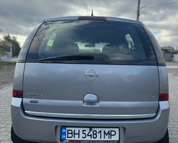Серый Опель Мерива, объемом двигателя 1.6 л и пробегом 222 тыс. км за 3800 $, фото 6 на Automoto.ua