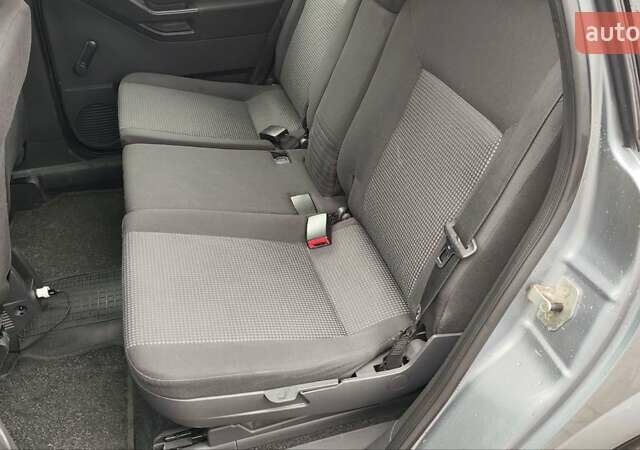 Сірий Опель Меріва, об'ємом двигуна 1.4 л та пробігом 255 тис. км за 3400 $, фото 14 на Automoto.ua