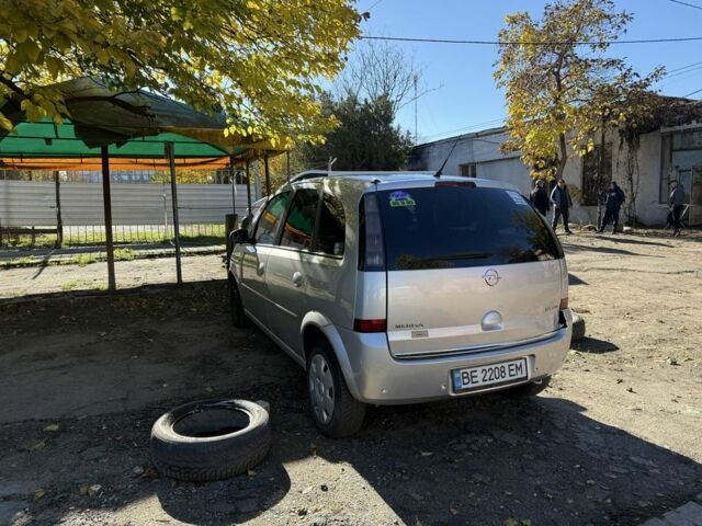 Сірий Опель Меріва, об'ємом двигуна 1.7 л та пробігом 150 тис. км за 3300 $, фото 3 на Automoto.ua
