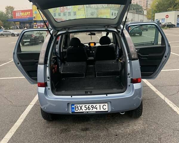 Серый Опель Мерива, объемом двигателя 1.36 л и пробегом 172 тыс. км за 4800 $, фото 11 на Automoto.ua