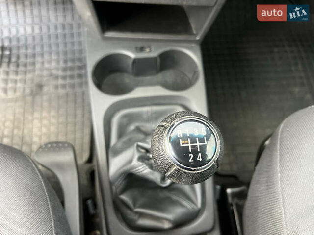 Серый Опель Мерива, объемом двигателя 1.4 л и пробегом 158 тыс. км за 4599 $, фото 30 на Automoto.ua