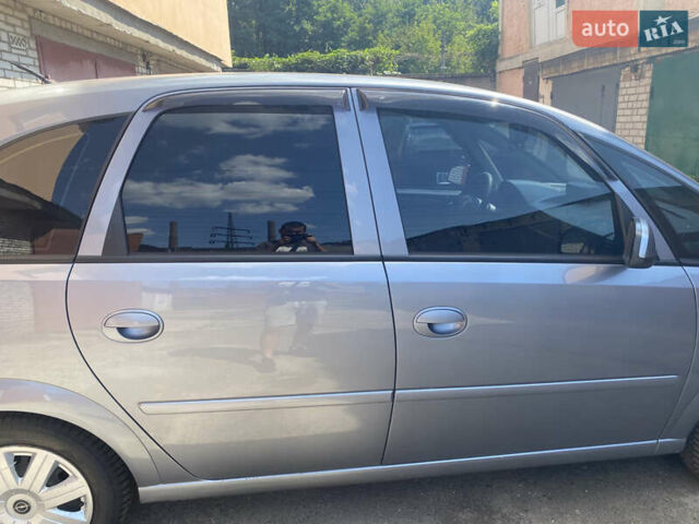 Сірий Опель Меріва, об'ємом двигуна 1.6 л та пробігом 280 тис. км за 4950 $, фото 7 на Automoto.ua