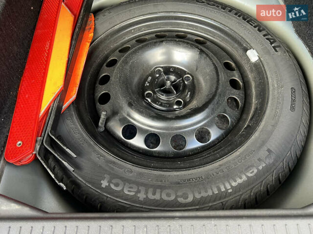 Серый Опель Мерива, объемом двигателя 1.4 л и пробегом 158 тыс. км за 4599 $, фото 43 на Automoto.ua