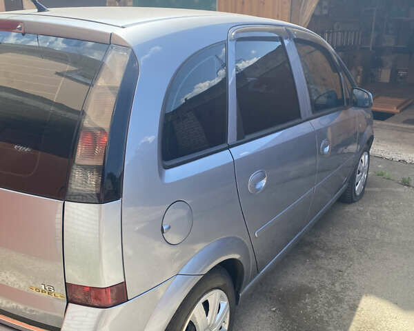 Сірий Опель Меріва, об'ємом двигуна 1.6 л та пробігом 280 тис. км за 4950 $, фото 6 на Automoto.ua