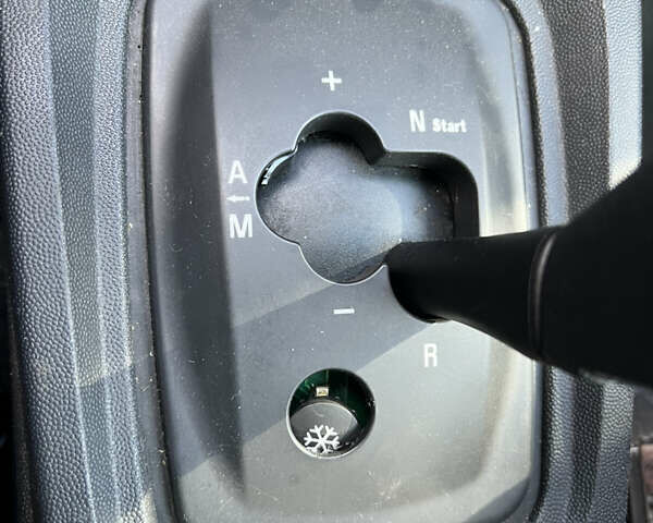 Серый Опель Мерива, объемом двигателя 1.6 л и пробегом 86 тыс. км за 6500 $, фото 10 на Automoto.ua