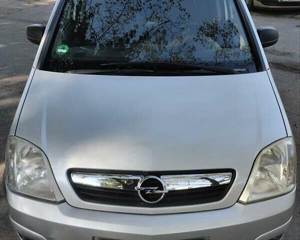 Серый Опель Мерива, объемом двигателя 1.4 л и пробегом 206 тыс. км за 4500 $, фото 25 на Automoto.ua