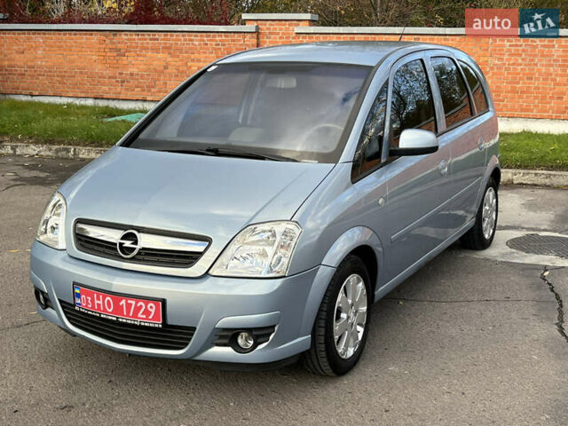 Серый Опель Мерива, объемом двигателя 1.4 л и пробегом 158 тыс. км за 4599 $, фото 5 на Automoto.ua
