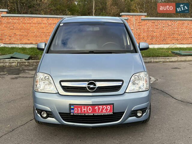 Серый Опель Мерива, объемом двигателя 1.4 л и пробегом 158 тыс. км за 4599 $, фото 6 на Automoto.ua