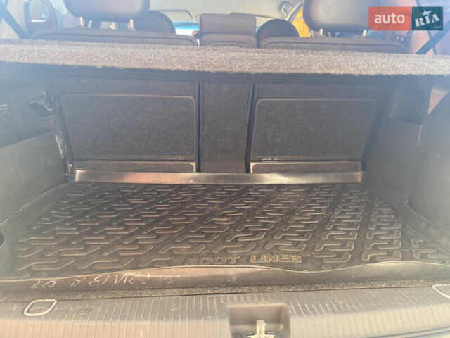 Сірий Опель Меріва, об'ємом двигуна 1.6 л та пробігом 280 тис. км за 4950 $, фото 22 на Automoto.ua