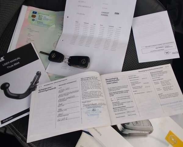 Сірий Опель Меріва, об'ємом двигуна 1.6 л та пробігом 180 тис. км за 5650 $, фото 14 на Automoto.ua