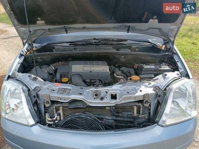 Опель Мерива 2009 в Киеве на Automoto.ua Серый Опель Мерива, объемом двигателя 1.7 л и пробегом 214 тыс. км за 5000 $, фото 5 на Automoto.ua