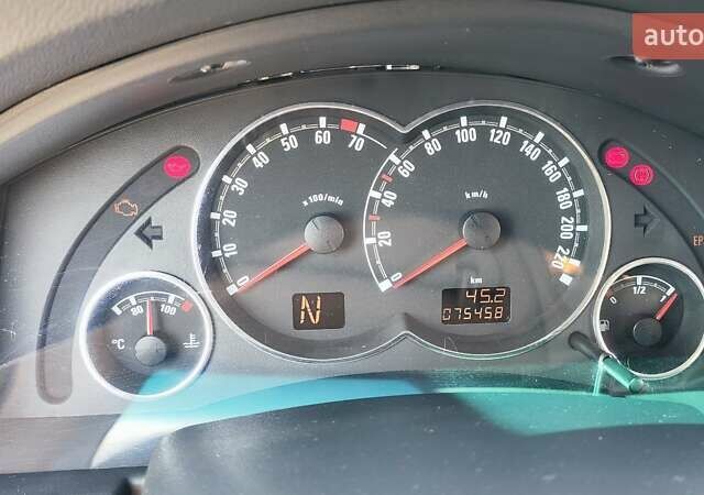 Сірий Опель Меріва, об'ємом двигуна 1.6 л та пробігом 75 тис. км за 6500 $, фото 23 на Automoto.ua