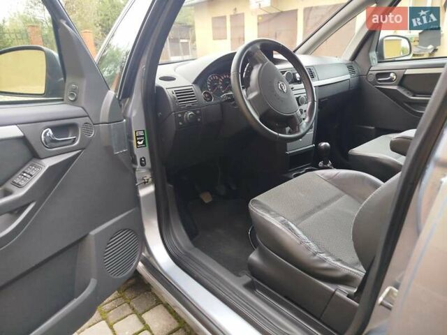 Сірий Опель Меріва, об'ємом двигуна 1.6 л та пробігом 180 тис. км за 5650 $, фото 49 на Automoto.ua