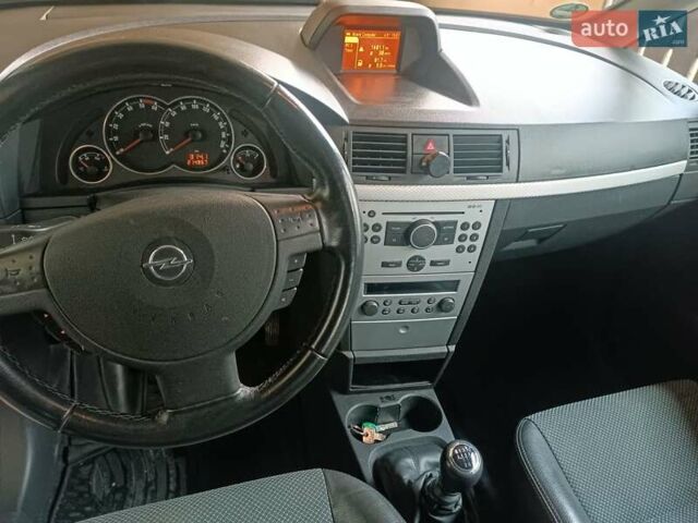 Опель Мерива 2009 в Киеве на Automoto.ua Серый Опель Мерива, объемом двигателя 1.7 л и пробегом 214 тыс. км за 5000 $, фото 15 на Automoto.ua