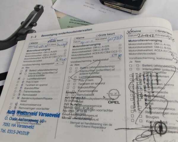 Сірий Опель Меріва, об'ємом двигуна 1.6 л та пробігом 180 тис. км за 5650 $, фото 16 на Automoto.ua