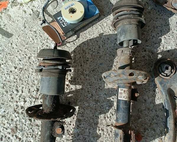 Опель Мерива 2009 в Киеве на Automoto.ua Серый Опель Мерива, объемом двигателя 1.7 л и пробегом 214 тыс. км за 5000 $, фото 30 на Automoto.ua