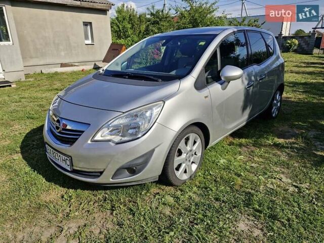 Сірий Опель Меріва, об'ємом двигуна 1.69 л та пробігом 220 тис. км за 6900 $, фото 2 на Automoto.ua