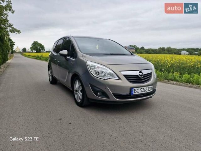 Сірий Опель Меріва, об'ємом двигуна 1.7 л та пробігом 209 тис. км за 6599 $, фото 48 на Automoto.ua